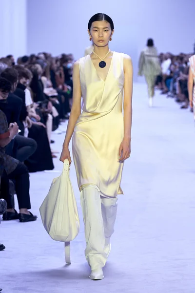 Look 33